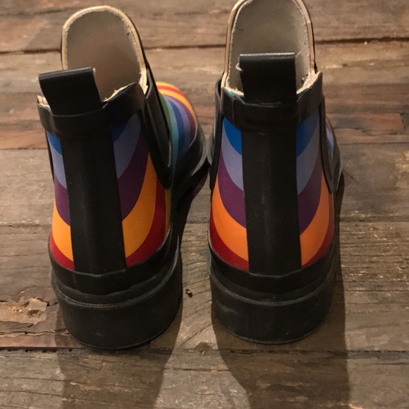 RAINBOW ankle rainboots ☔️ 🌈 🪴 - Picture 5 of 6